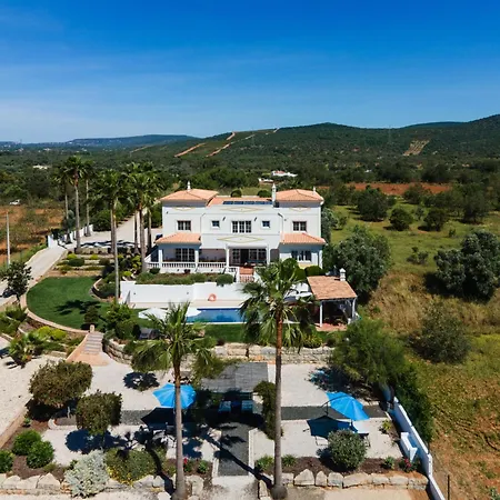 Villa Entrecolinas By Interhome